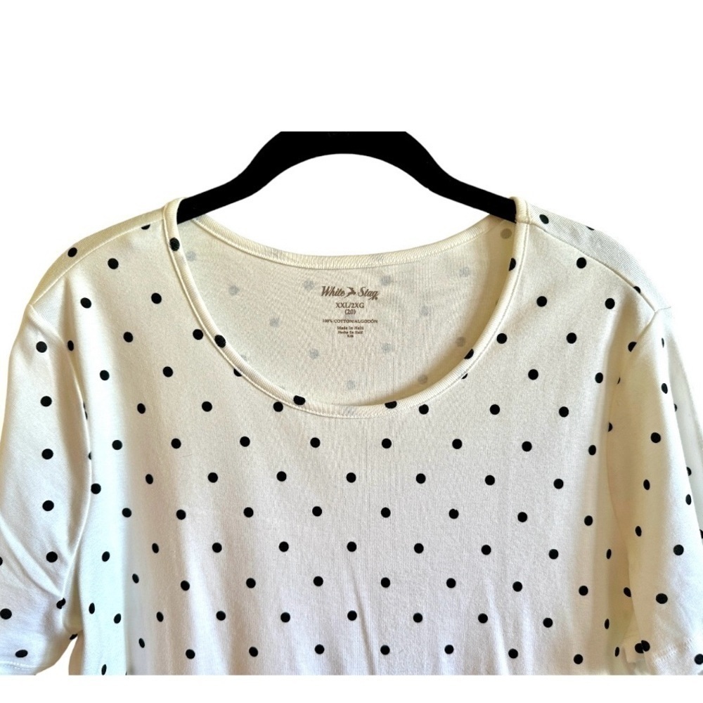 WHITE STAG, SHORT SLEEVE TOP. WHITE WITH BLACK POLKA DOTS. SIZE XXL/20 - Picture 2 of 4